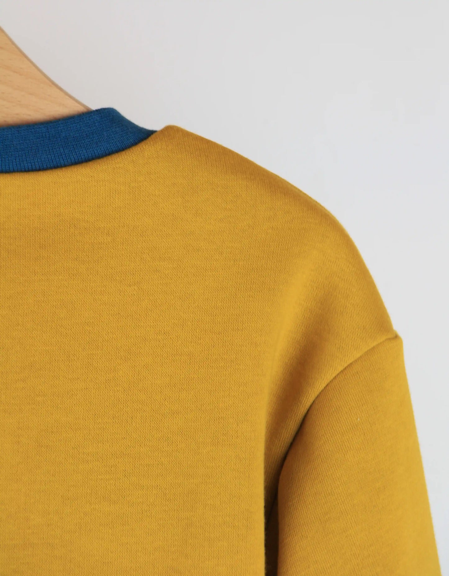 Felpa - Into the universe