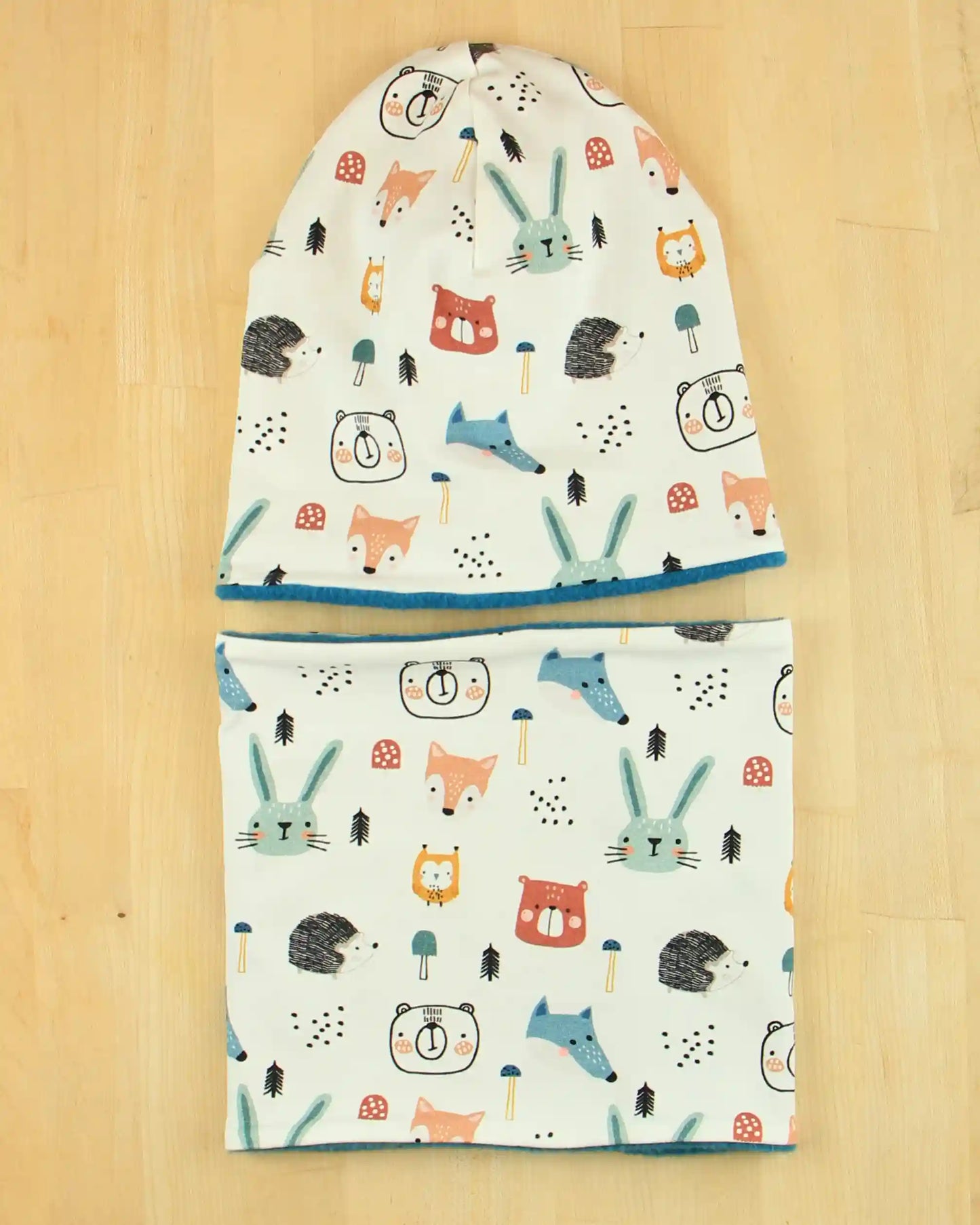 Set cuffia e scaldacollo Autunno e Inverno - Folla di animali